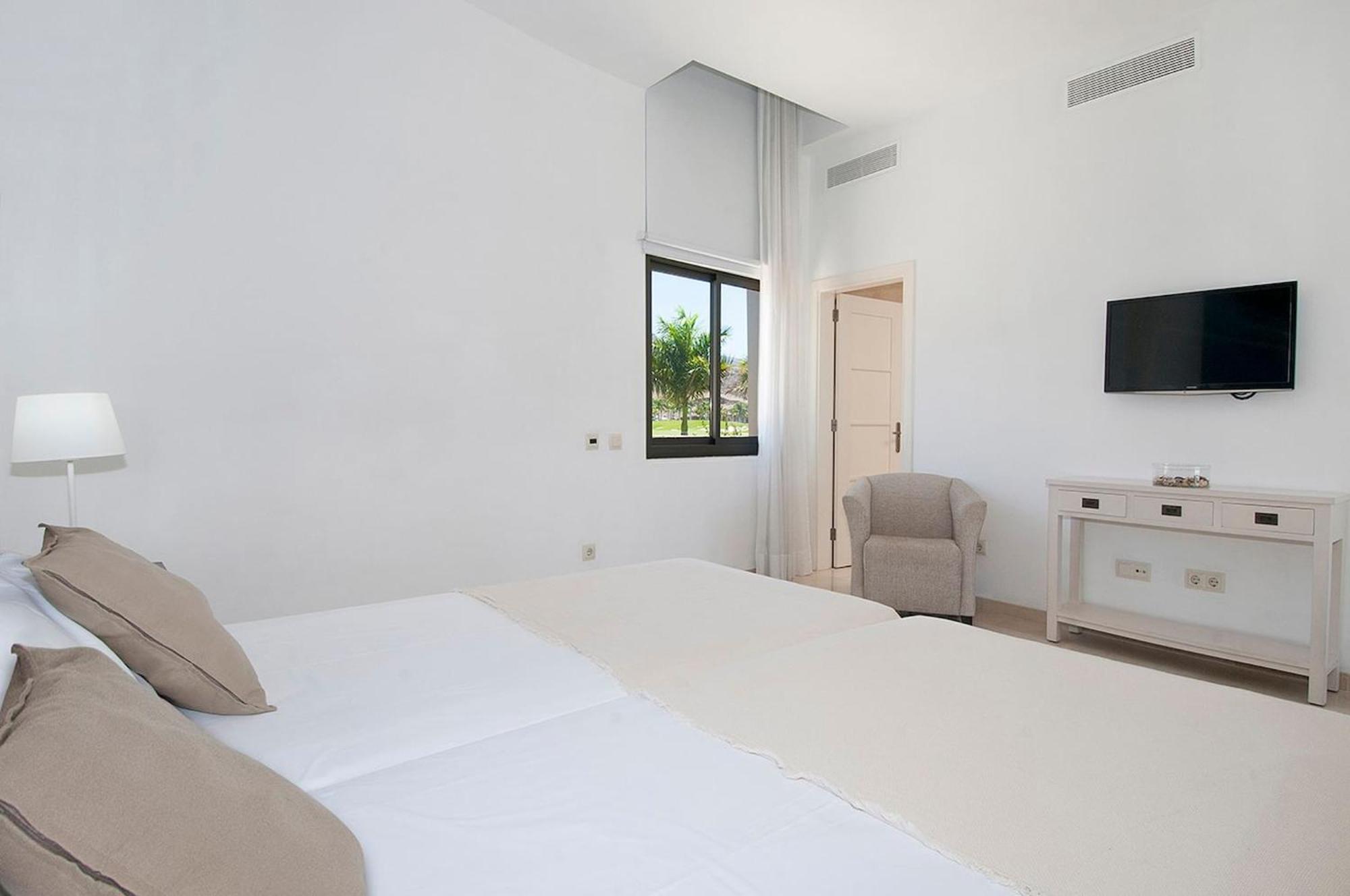 Tauro Villas Deluxe La Playa de Tauro Esterno foto