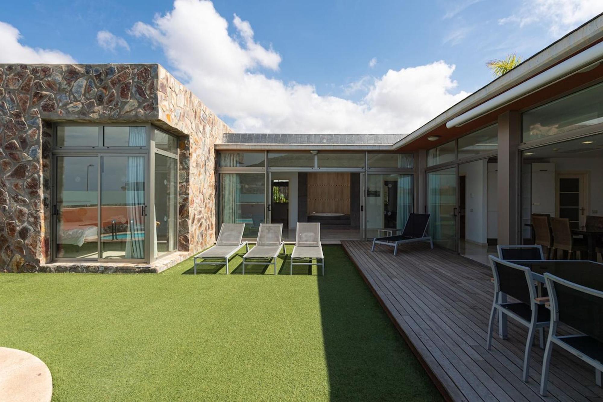 Tauro Villas Deluxe La Playa de Tauro Esterno foto